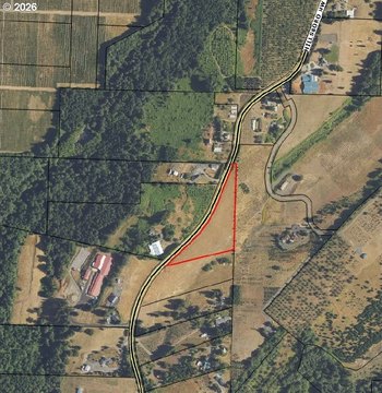 LAND - Newberg, OR