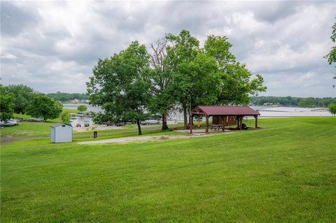 LAND - Gallatin, MO