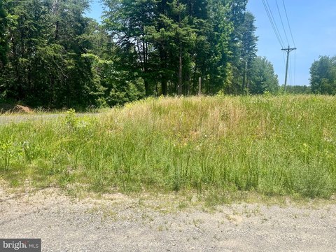 Commercial Lot Near Lake Anna