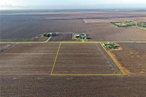 Land, Bishop, TX