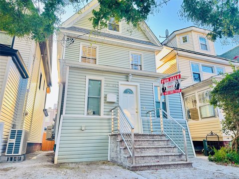 Renovated Two-Dwelling Home, Woodhaven