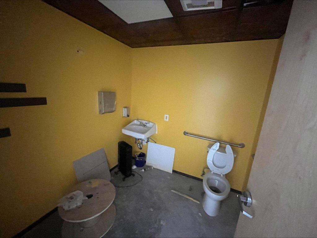 Picture 8