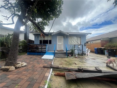 Bungalow Duplex with Renovation Needs