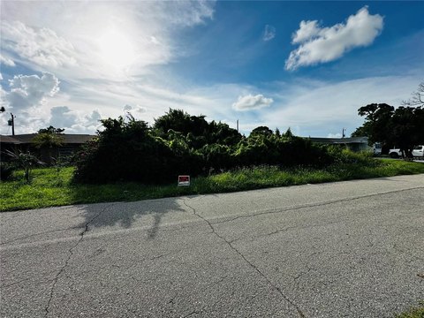 Land, NORTH PORT, FL