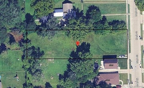 LAND - Roseville, MI