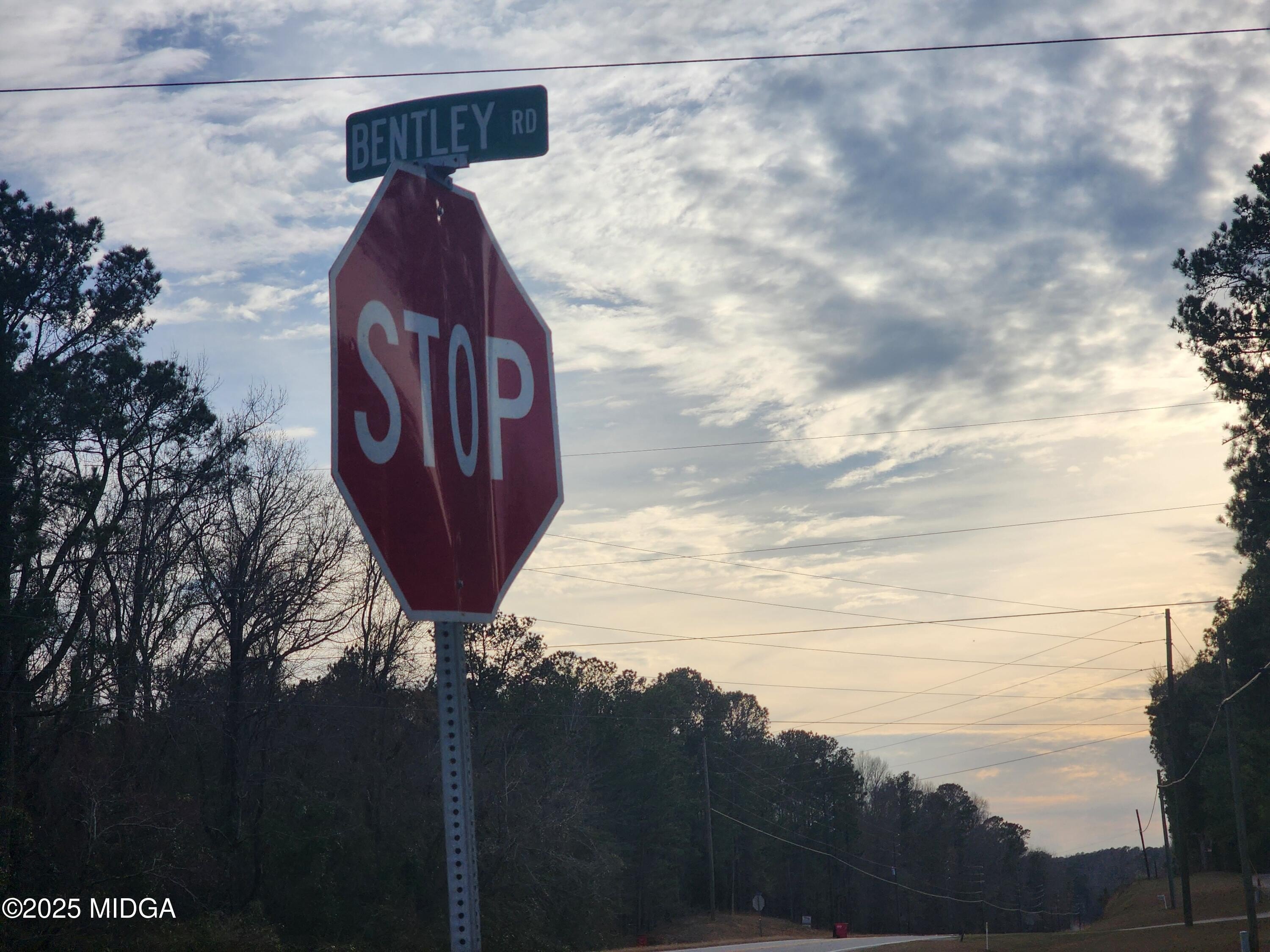 Residential Land in Knoxville, GA