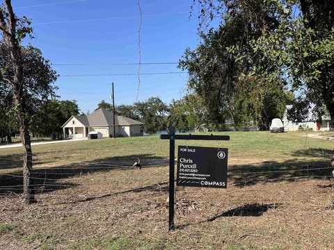 Waterfront Lot on Lake Marble Falls