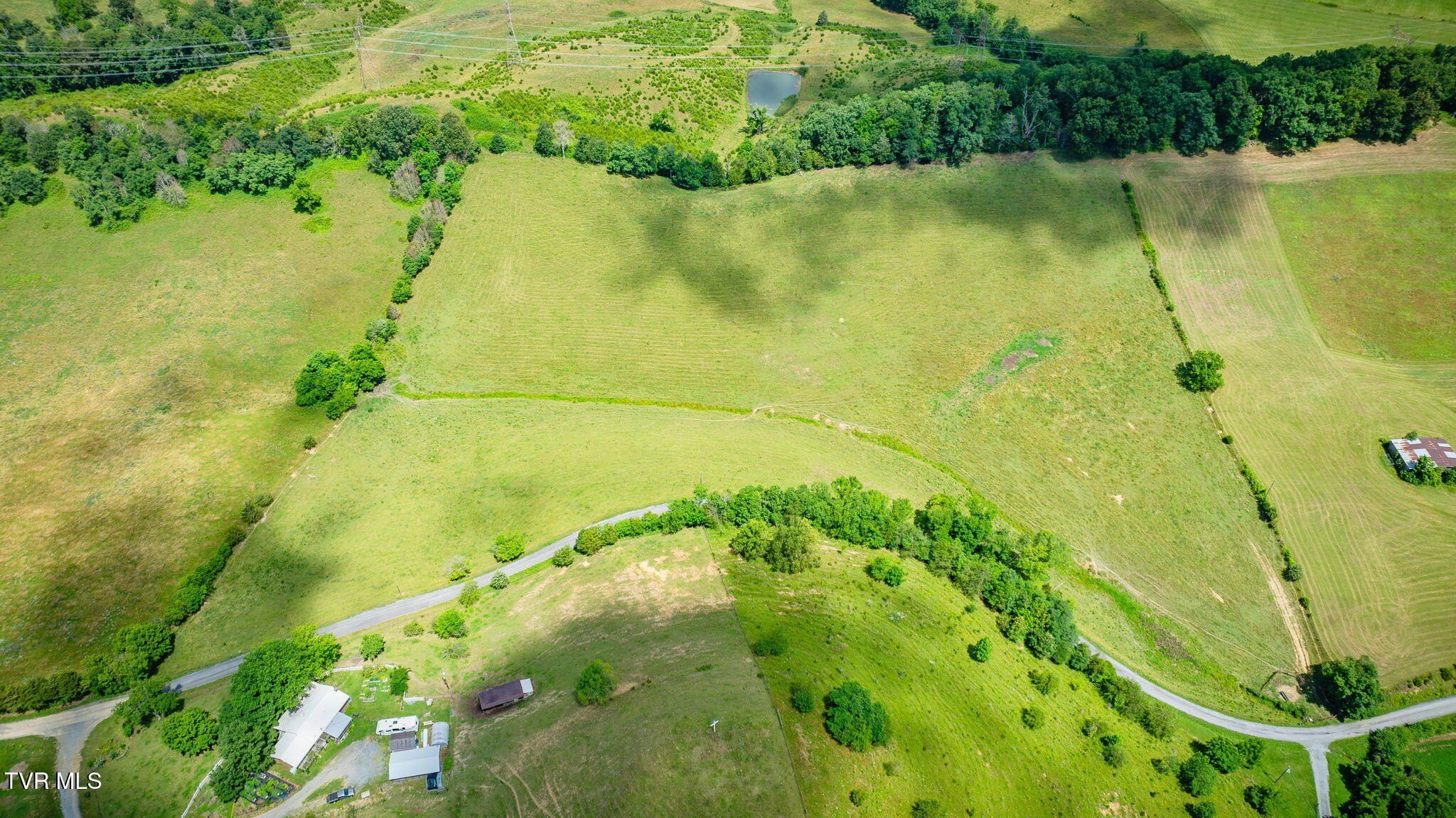 Unrestricted Farmland with Stunning Views