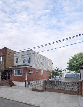 MULTI_FAMILY - Glendale, NY