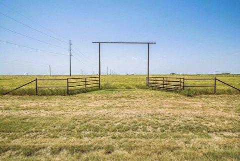 Land -40, Canyon, TX