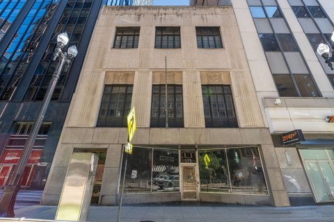 Chicago Central Loop Commercial Building