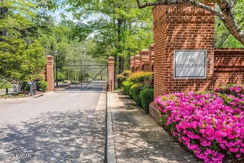 LAND - Jackson, TN