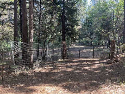 Land, Forest Ranch, CA
