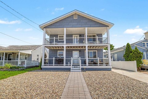 Renovated Two-Unit Duplex