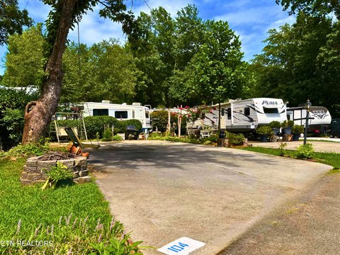 Level Lot in Sundown Resort