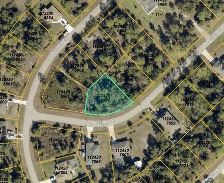Oversized Residential Lot in North Port