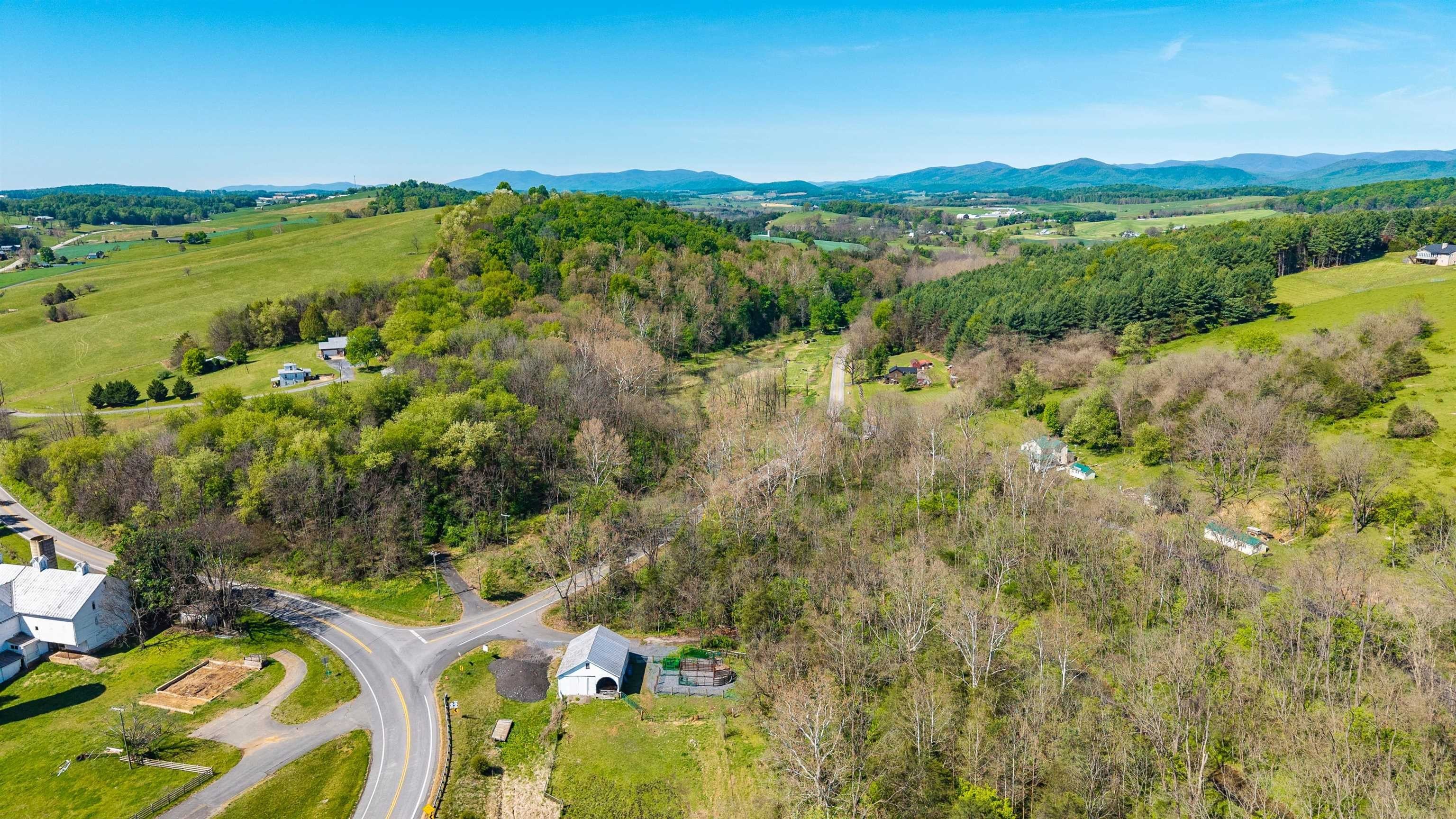 Scenic Bridgewater Building Lots