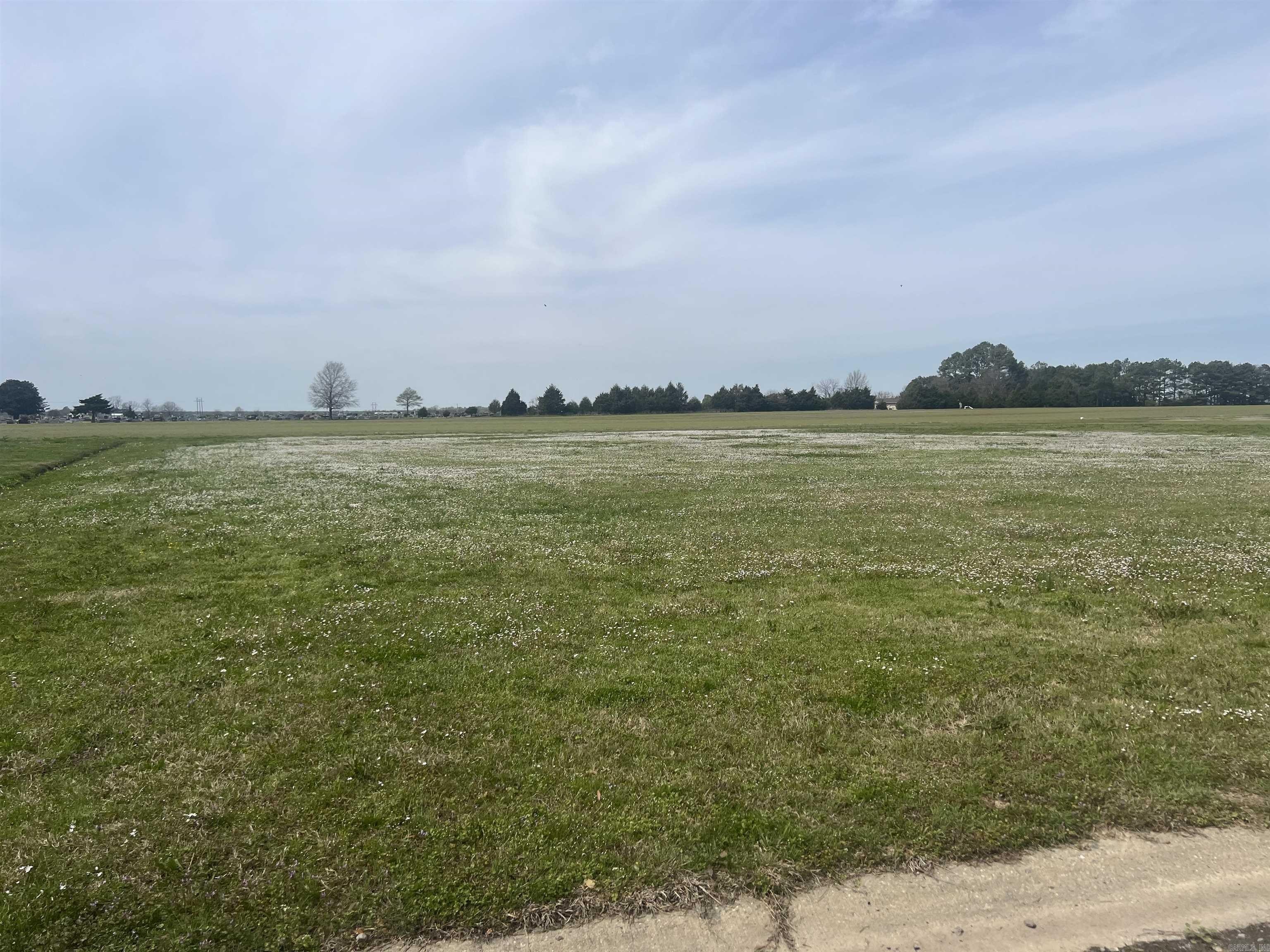 Residential Land in Grande Haven Estates