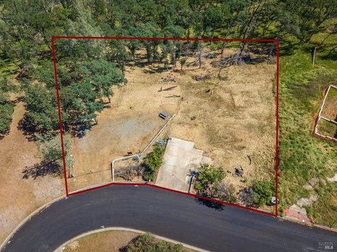 Build-Ready Homesite with Lake Views