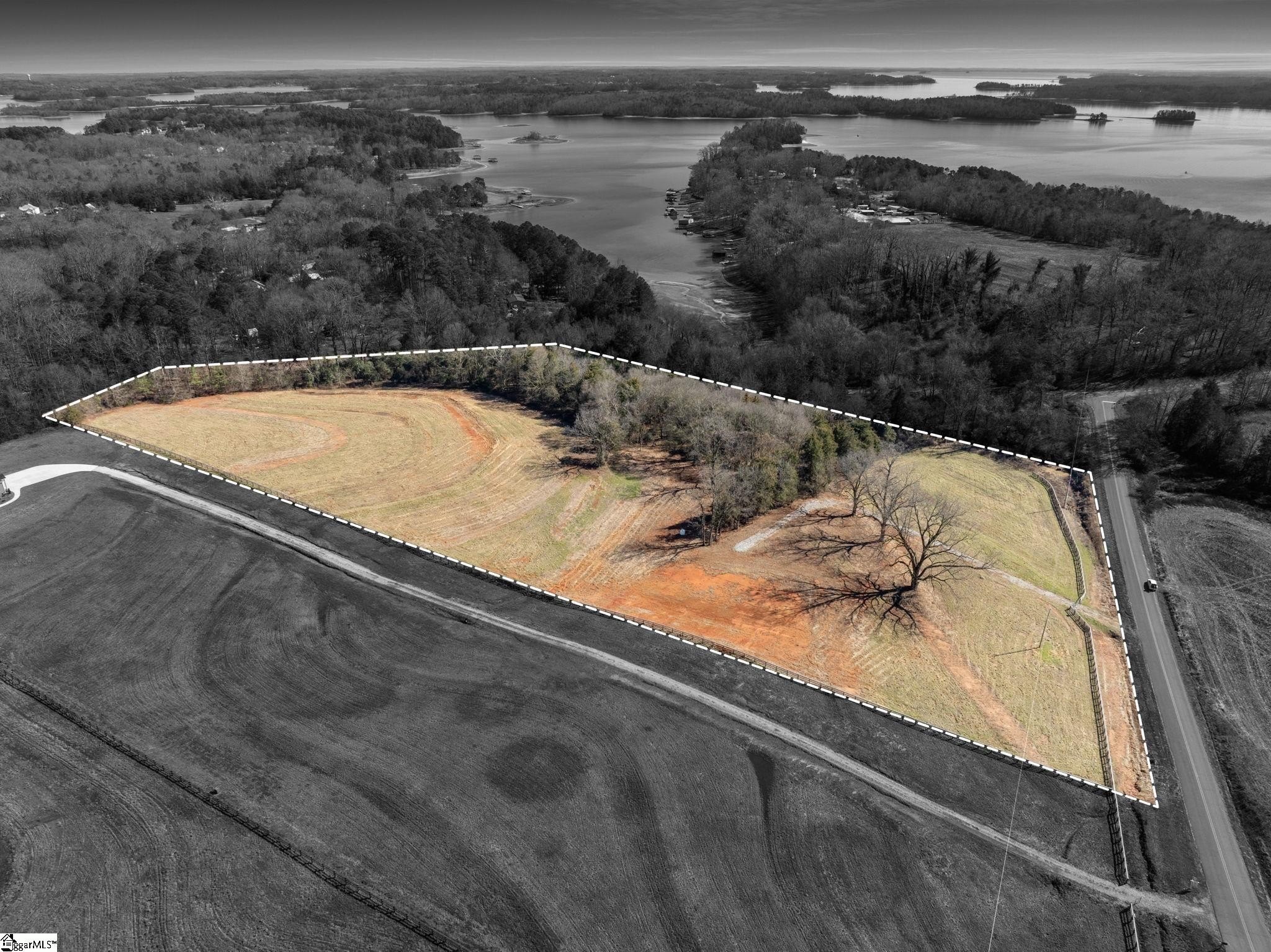 6.71 Acres Near Lake Hartwell