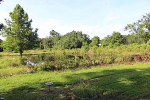 Land, Walker, LA