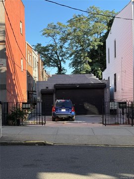 Land, Brooklyn, NY