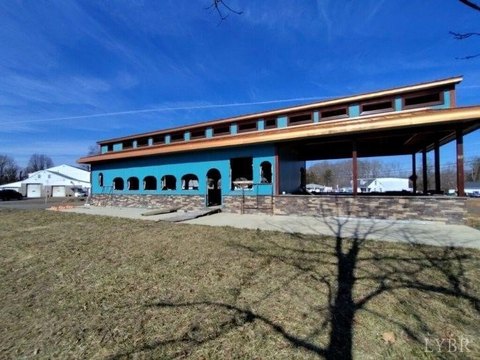 Commercial Property on Waterlick Road