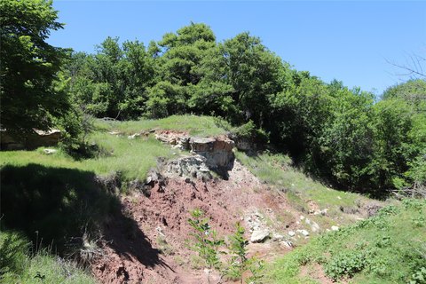 Ranch Land with Established Homesite
