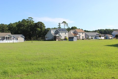 Oversized Lot in Quiet Cul-de-Sac