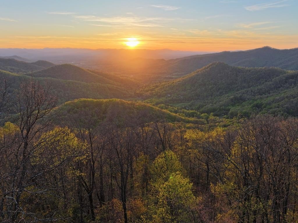 Mountain Land with Panoramic Views