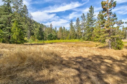 Land, Pioneer, CA