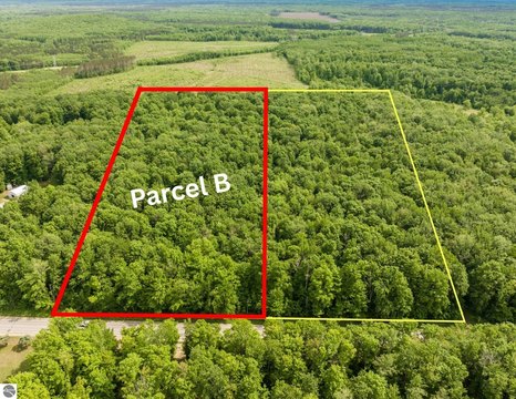 Wooded Recreational Land Parcel