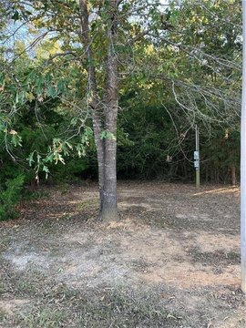 Wooded Lot in Broken Bow