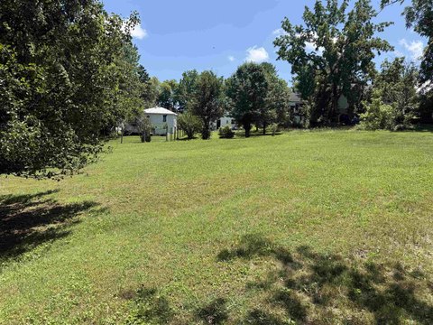 LAND - STAUNTON, VA