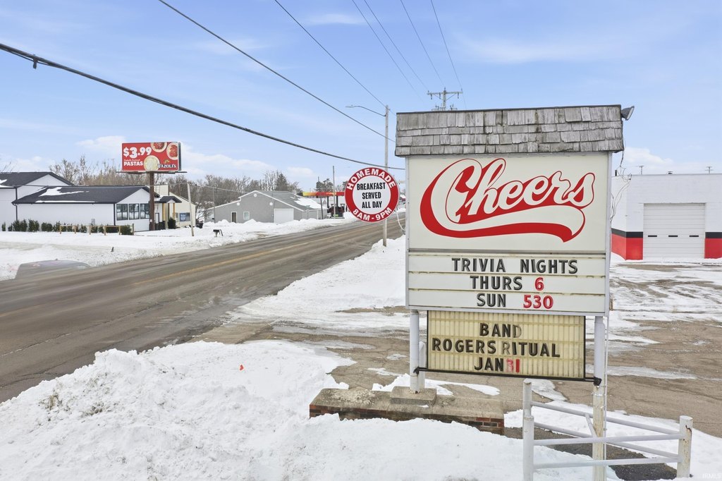 3823 N Broadway Ave, Muncie, IN 47303