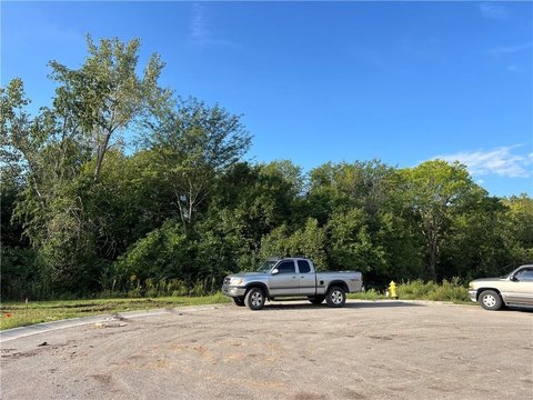 Land, Kearney, MO