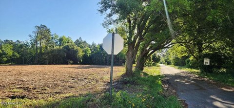 Land, Pass Christian, MS