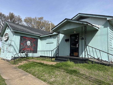 Versatile Commercial Property in Memphis