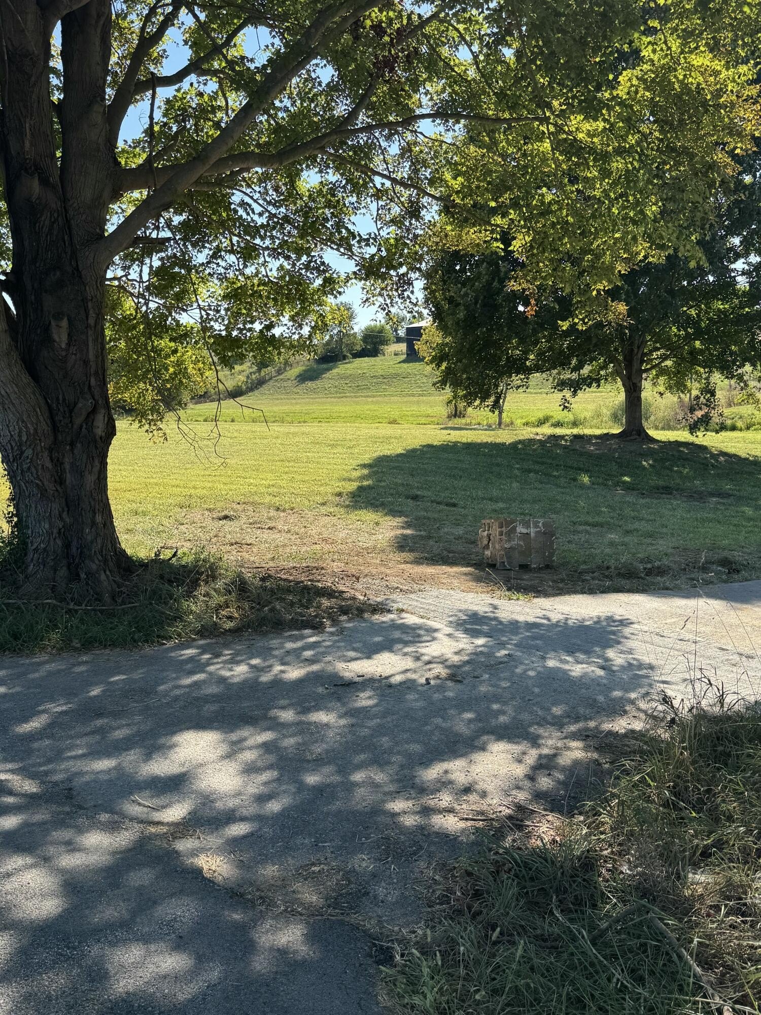 5.068 Acre Parcel with Barn