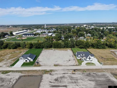 LAND, Waterloo, NE