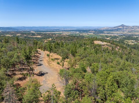 LAND - Medford, OR