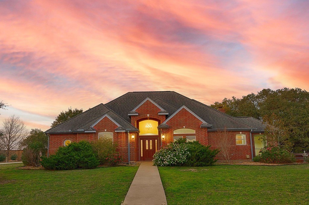 Fayette County Estate with Acreage