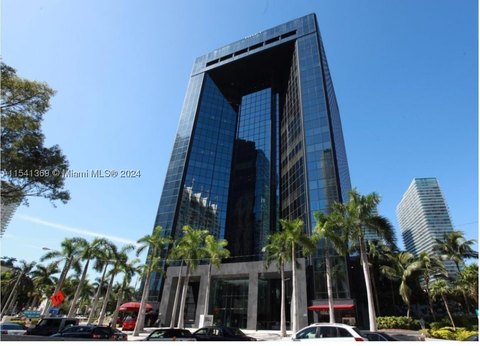 Office Suite with 24-Hour Security