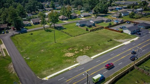 Commercial Lot on Kiehl Avenue