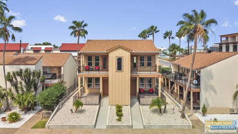 Quadplex with Private Boat Launch