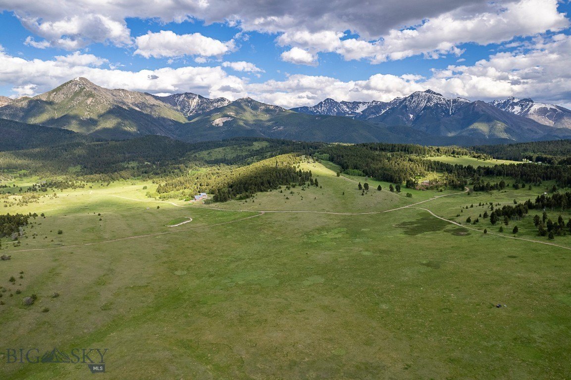 20 Acres Mountain Meadow Property