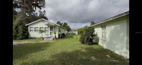 Maitland Quadruplex on Large Lot