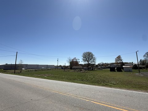 Land in Developing Duncan Corridor