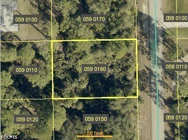 Land, Alva, FL