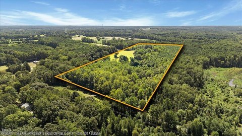 Unrestricted Land Near I-85